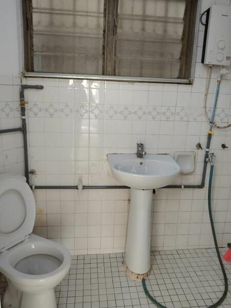 Untuk Disewa - Rampai Court