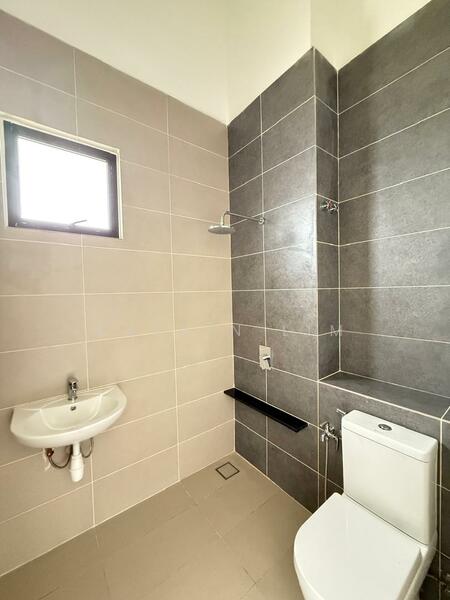 Untuk Disewa - Musika Setia Alam