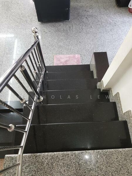 Untuk Dijual - Taman Bukit Serdang Seksyen 5