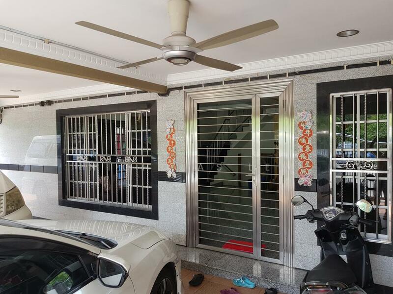 Untuk Dijual - Taman Bukit Serdang Seksyen 5