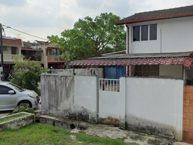For Sale - Jalan SU18 Taman Selayang utama