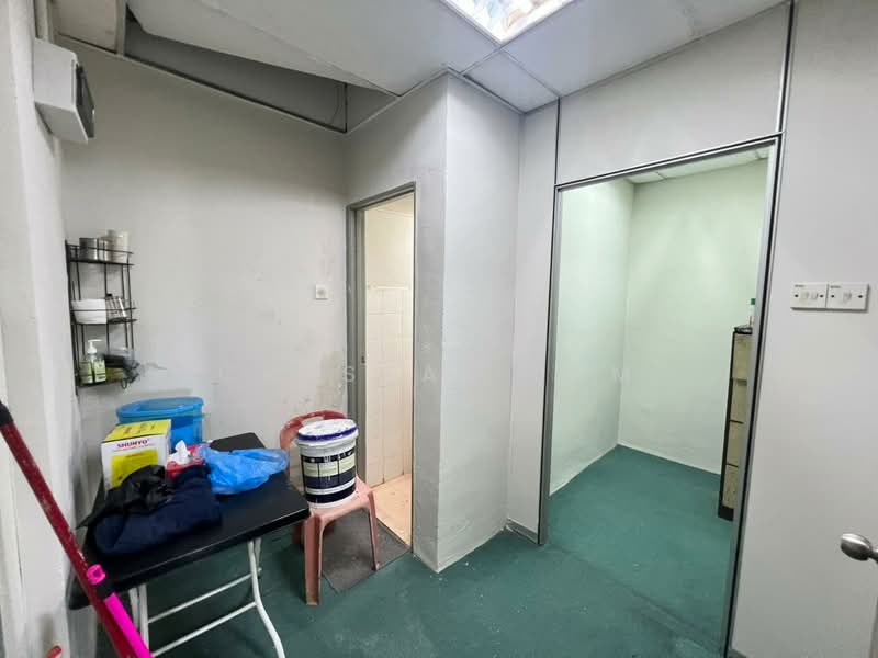 For Rent - Medan Putra Business Centre