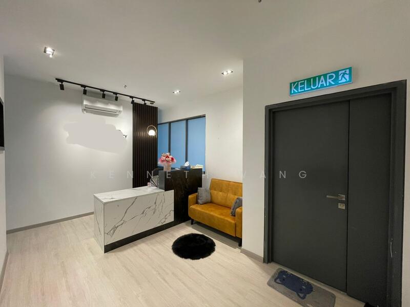 For Sale - Plaza Arkadia