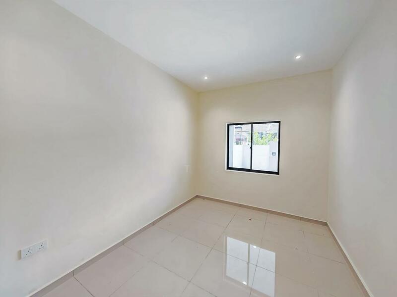 For Sale - Taman Desa Cemerlang