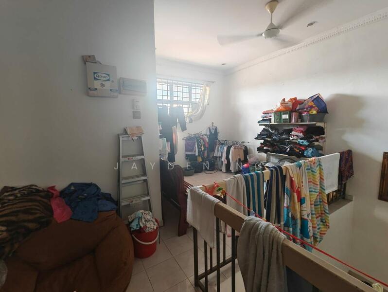 For Sale - Kempa Kempa Kempas