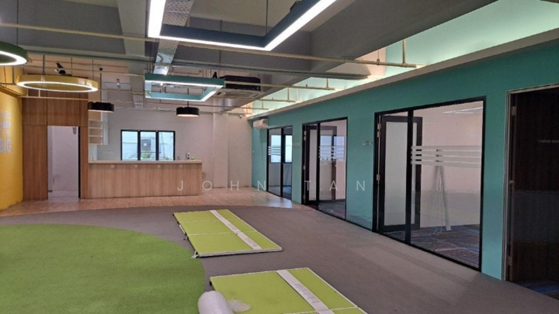 For Rent - (Corner - With CCC | Lift | Renovated | Negotiable) Petaling Jaya @ Sunway Damansara Factory