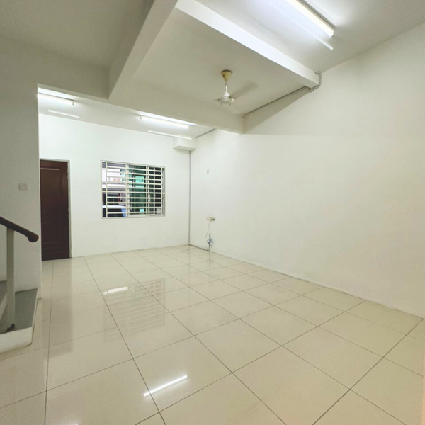 For Rent - Maple Residence