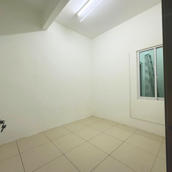 For Rent - Maple Residence