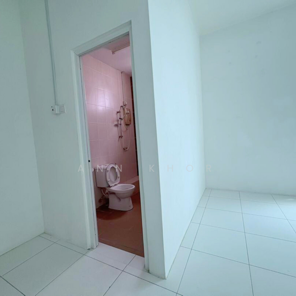 For Rent - Maple Residence