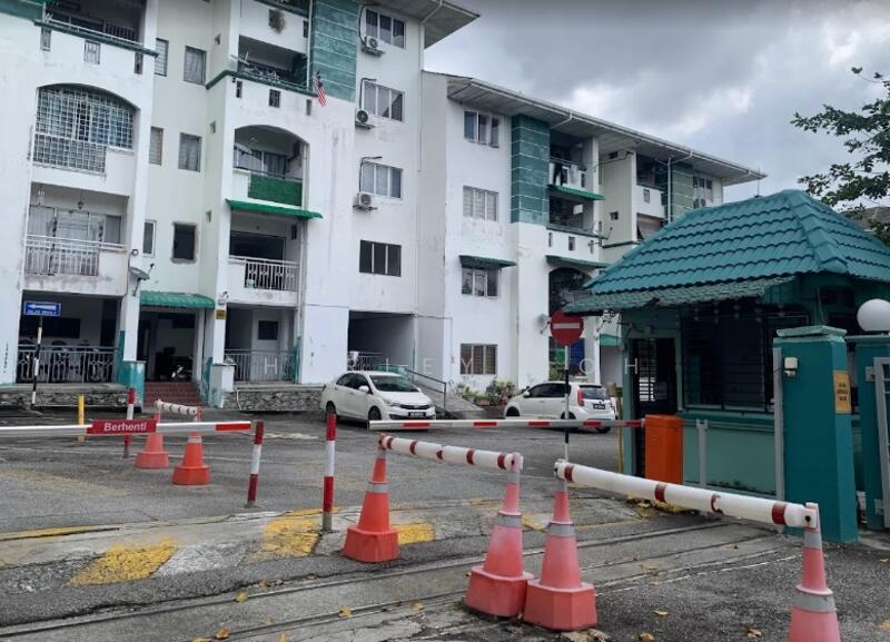 For Sale - D' Tinggian Suasana