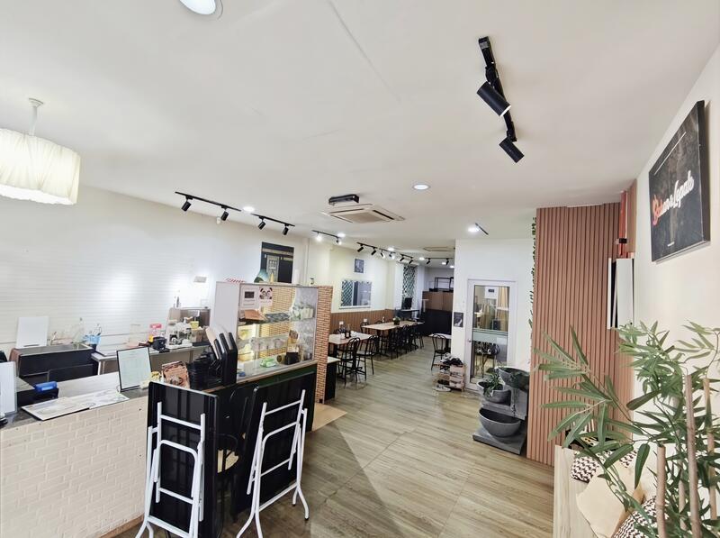 Untuk Disewa - Diamond Square