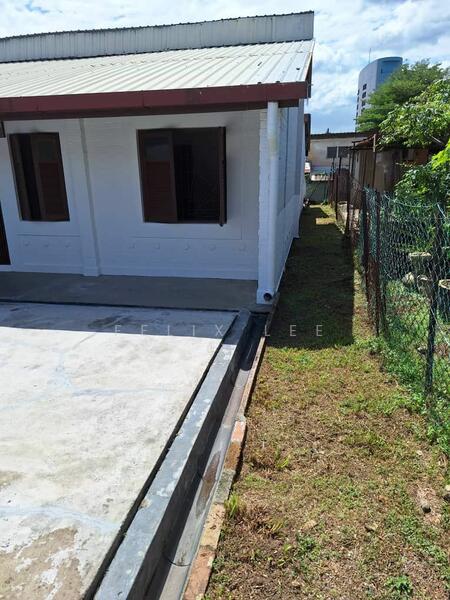 For Rent - 1-storey Terraced House at Seksyen 8