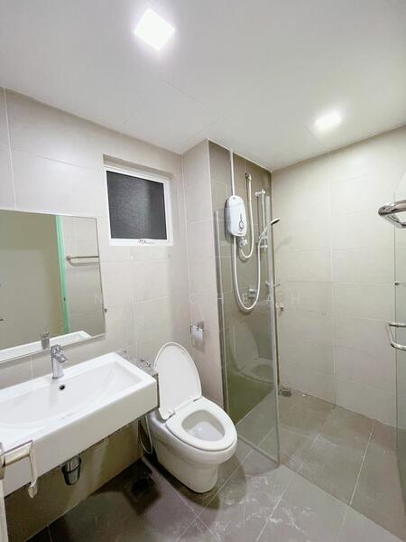 For Rent - Metropolitan Square