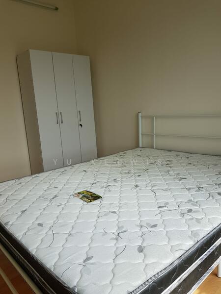 Untuk Disewa - Kuchai Avenue