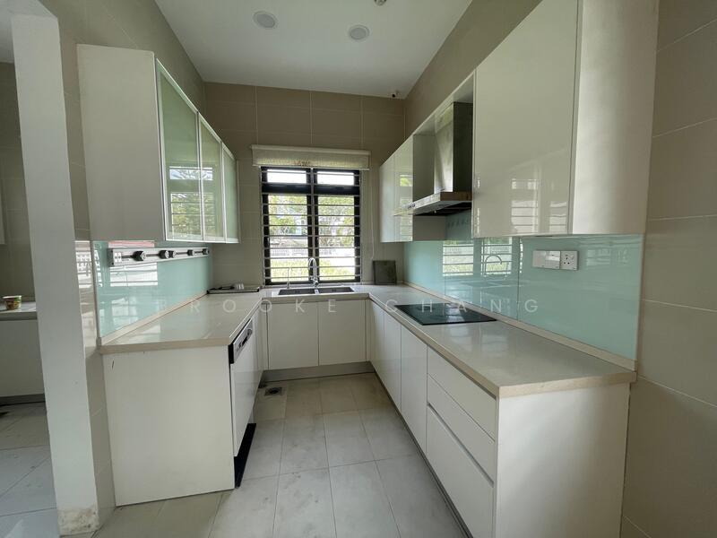 For Rent - Akira @ 16 Sierra