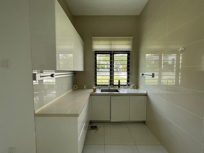 For Rent - Akira @ 16 Sierra