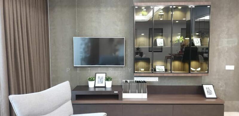 For Sale - D'Rapport