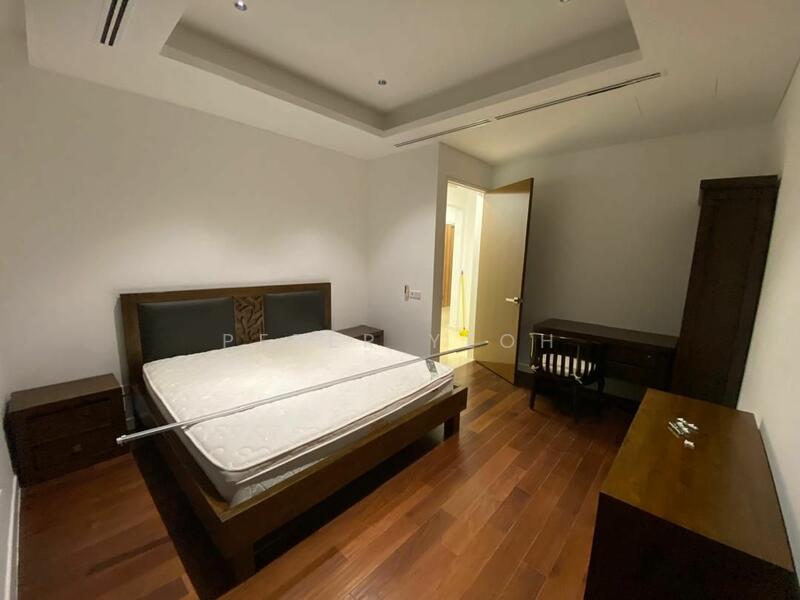 For Sale - D'Rapport