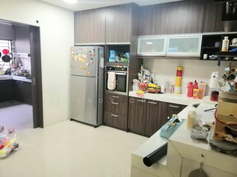 For Sale - Taman Puchong Hartamas