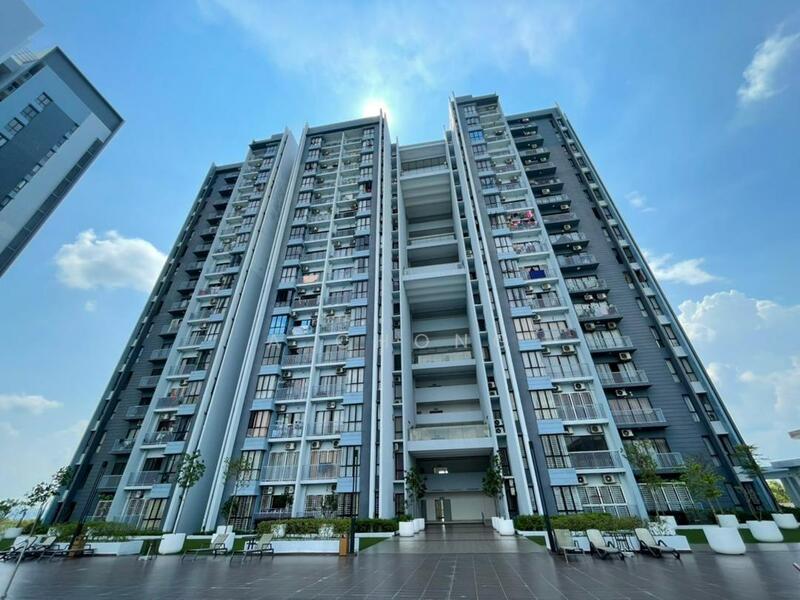 For Sale - Green Park Residence