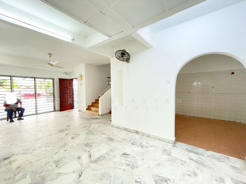 For Sale - Shah Alam FREEHOLD Double Storey Superlink Alam Megah Seksyen 27 Shah Alam