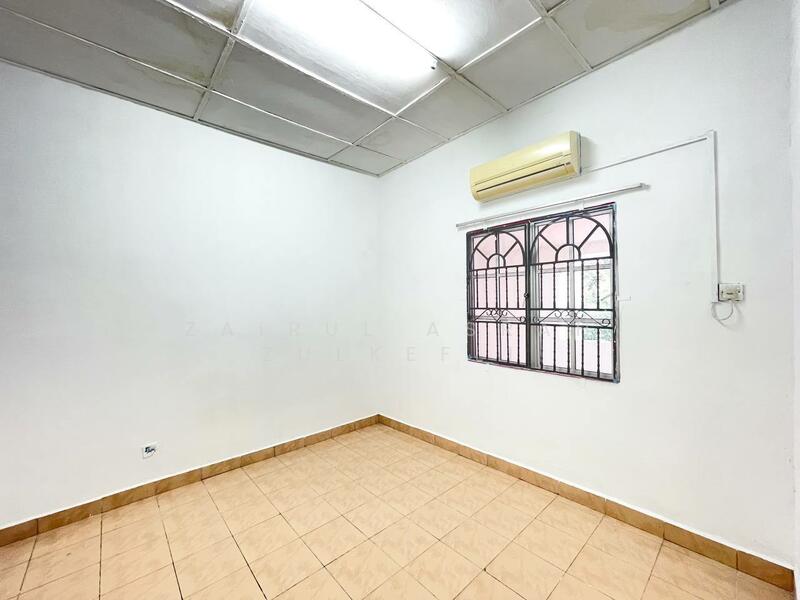 For Sale - Shah Alam FREEHOLD Double Storey Superlink Alam Megah Seksyen 27 Shah Alam
