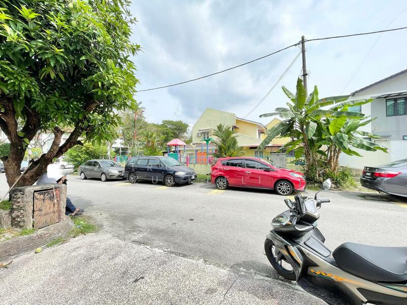 For Sale - Shah Alam FREEHOLD Double Storey Superlink Alam Megah Seksyen 27 Shah Alam