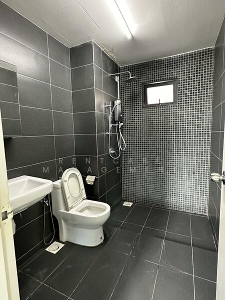 For Rent - Parkhill Residence