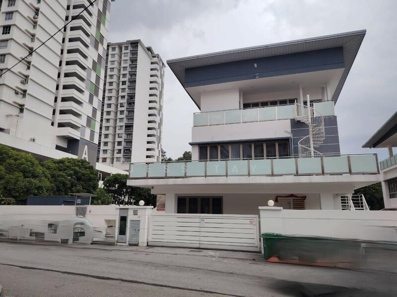 For Sale - Salak South Garden (Taman Salak Selatan)