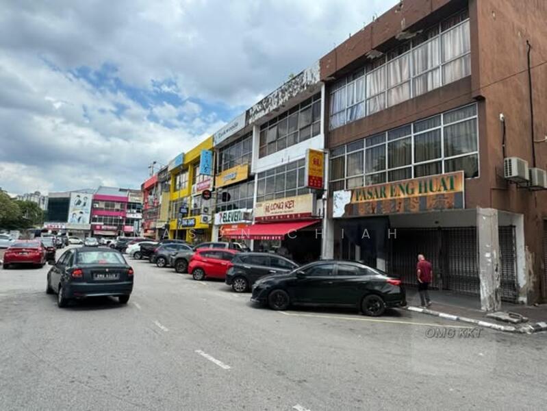 Untuk Disewa - eng ann