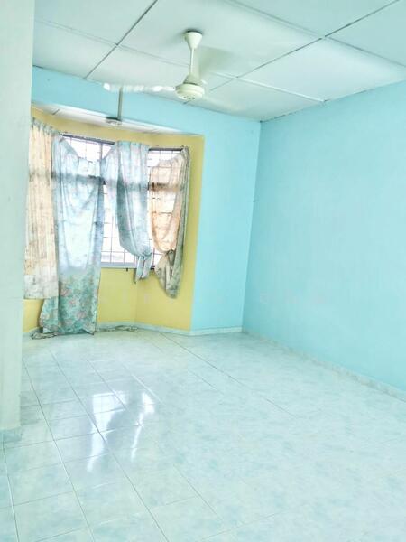 Untuk Dijual - Semi-Detached House at Taman Impian