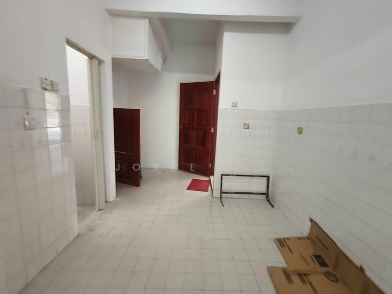 For Rent - 2-storey Terrace House at Usj 6