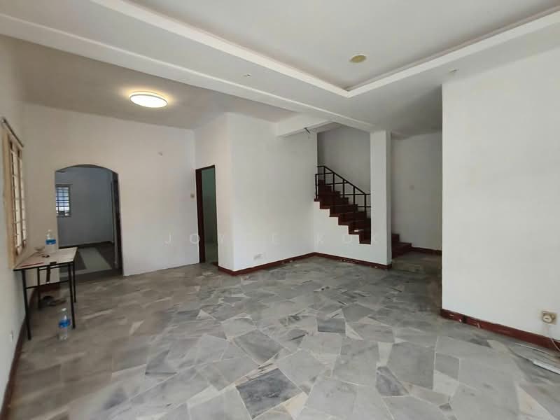 For Rent - 2-storey Terrace House at Usj 6
