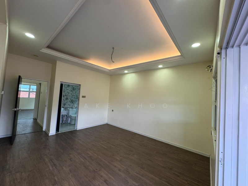 For Sale - Batu Uban