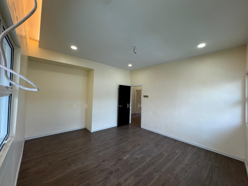 For Sale - Batu Uban