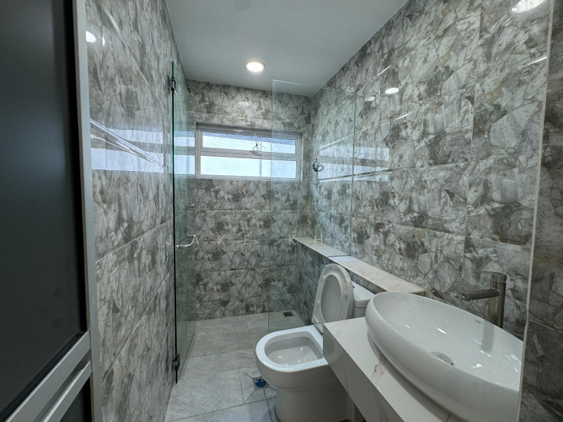 For Sale - Batu Uban