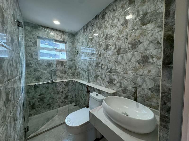 For Sale - Batu Uban