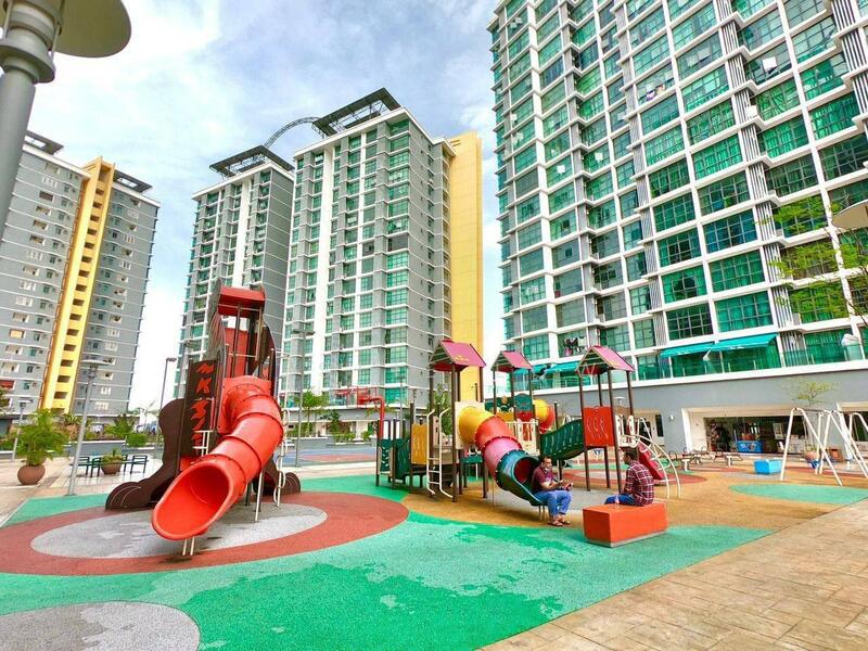 For Sale - Vista Alam