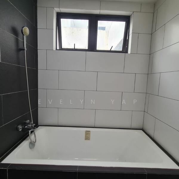 For Sale - Univ 360 Place