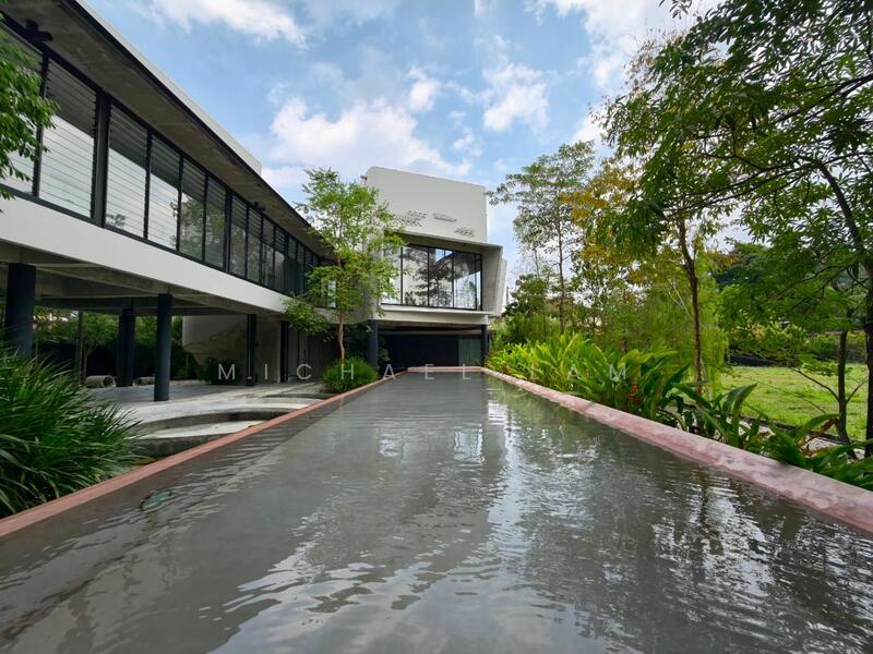 For Sale - Bungalow at Seksyen 11