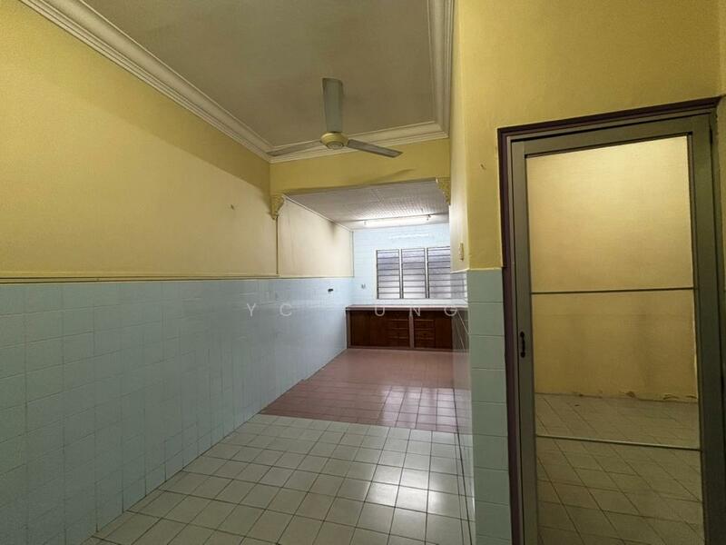 For Rent - Taman Johor Jaya