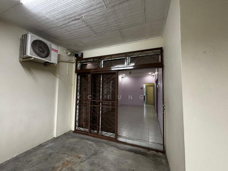 For Rent - Taman Johor Jaya