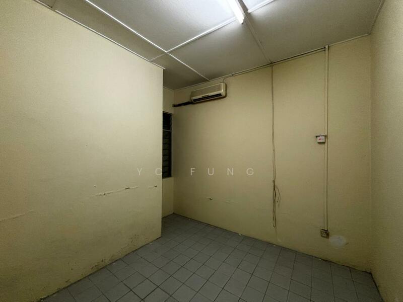 For Rent - Taman Johor Jaya