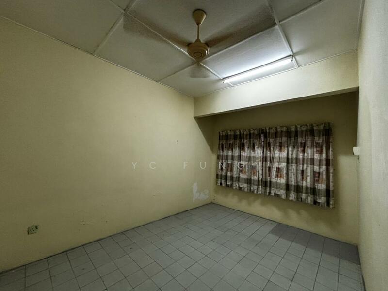 For Rent - Taman Johor Jaya
