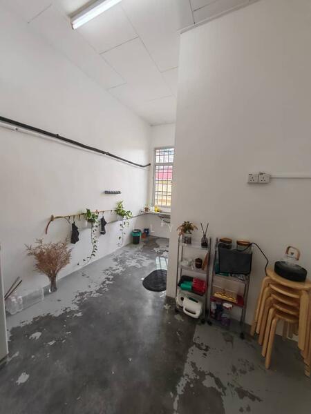 For Rent - Metro Avenue