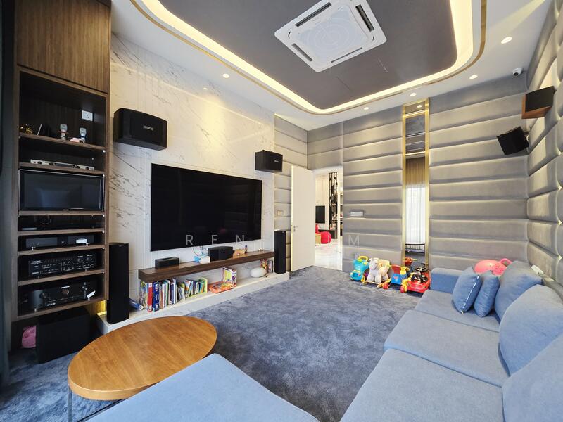 Semi-Detached House for Sale in Temasya Glenmarie (Glenmarie) - Reni Lim - PropertyGuru.com.my