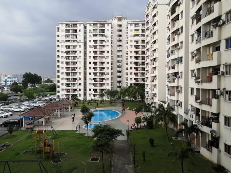 Apartment for Sale at Pandan Court - Vickky Wong CF - PropertyGuru.com.my