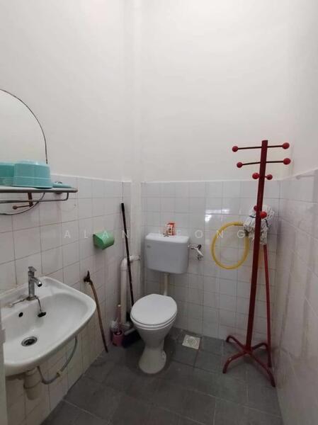 For Rent - 2-storey Terrace House at Taman Kemacahaya