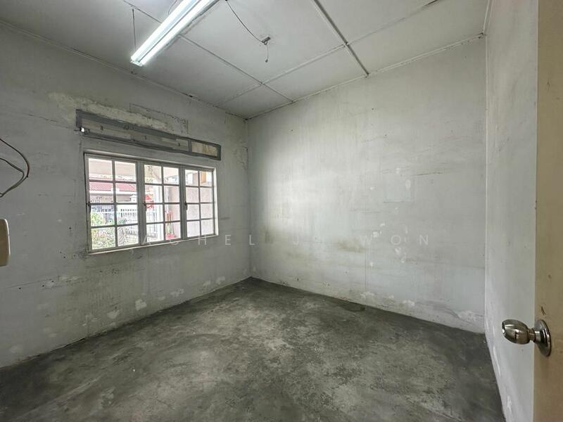 For Sale - 1-storey Terraced House at Taman Gembira