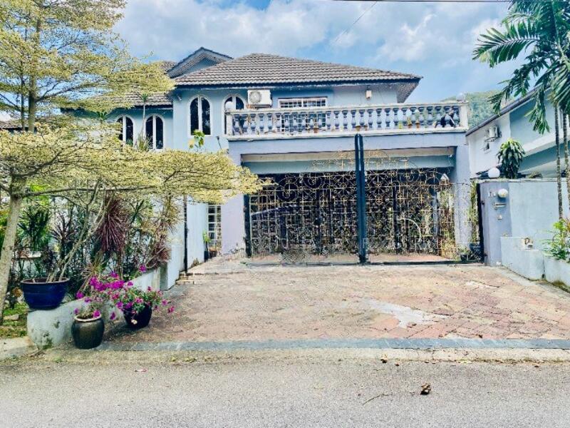 For Sale - CORNER Double Storey Bungalow Taman Melawati Renovated with Swimming Pool